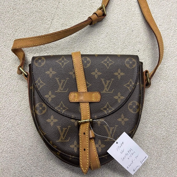 Louis Vuitton Handbags - Louis Vuitton Chantilly Handbag Monogram Canvas PM